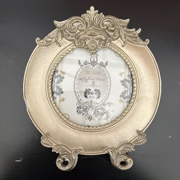 COPY - The Louvre Sheffield home 4x4 frame - Picture 1 of 1